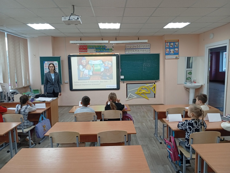 Школа будущего первоклассника открыла свои двери.