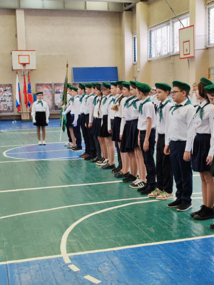 Конкурс "Смотр строя и песни".
